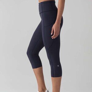 Lululemon Fast & Free Crop II *Nulux 19" in Midnight Navy